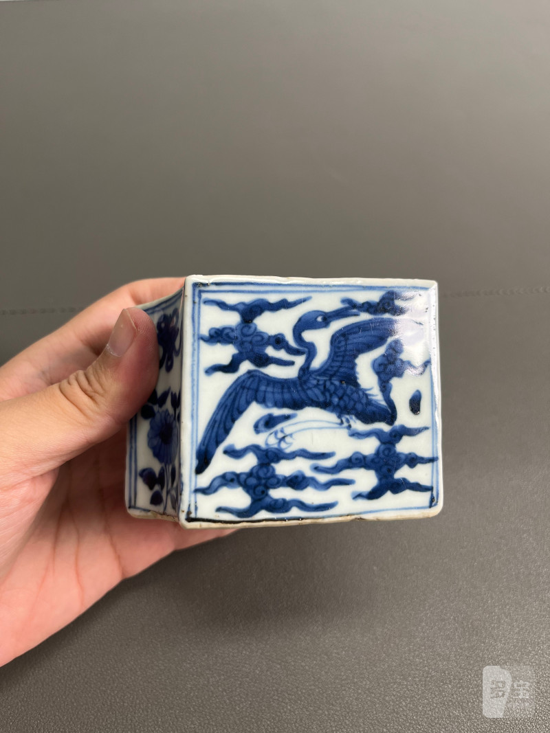 明万历  “督理府”款青花八宝云鹤纹蛐蛐罐（一对） - 图17
